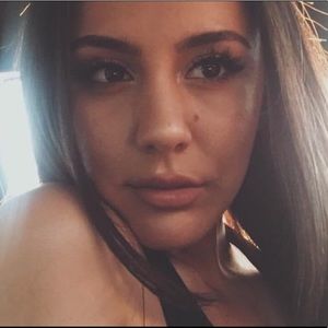 Meet your Posher, Katelyn